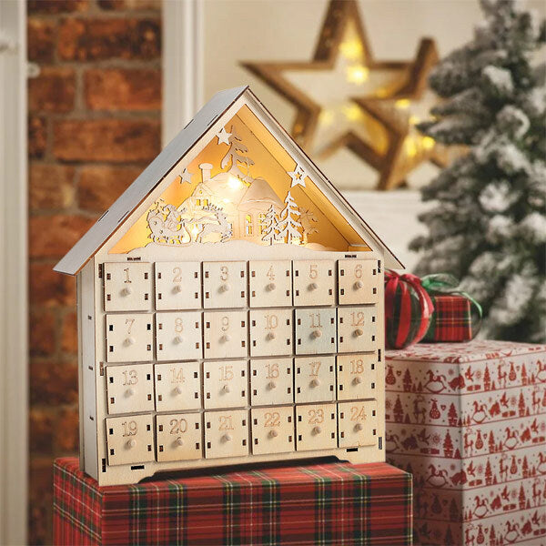 Livingandhome wooden Christmas advent calendar with LED lights - British product