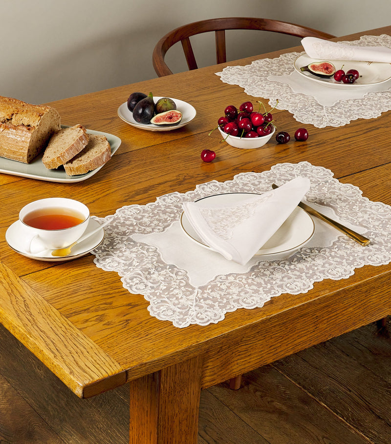 Dea linen lace-trim elite napkin 45cm x 45cm - British product