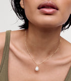 Monica Vinader baroque pearl charm in yellow gold - British product