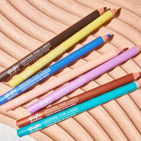 Studio London eyeliner Dreamy Lilac (British brand)