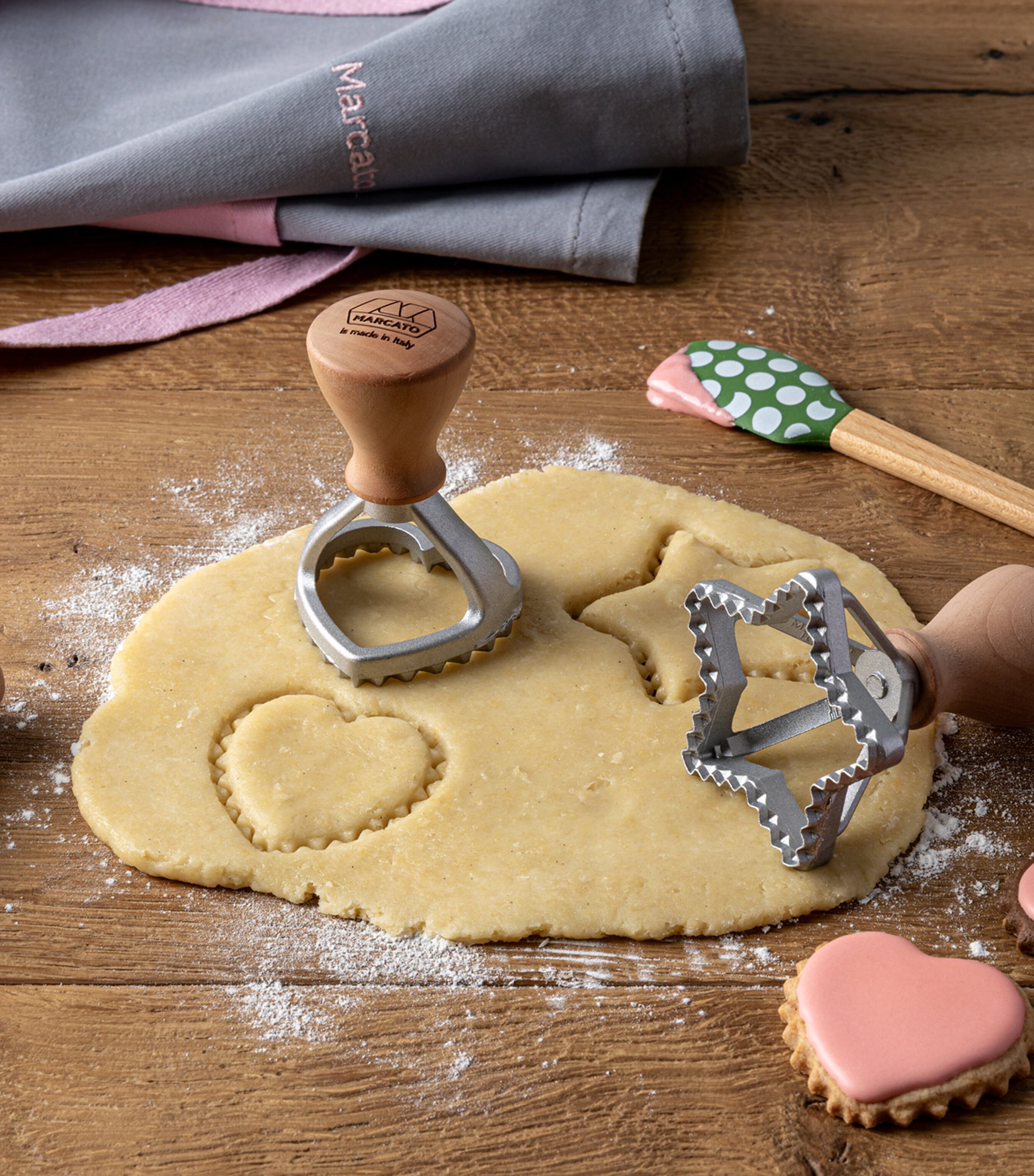 Marcato cookie stamp set star and heart 5cm, imported from the UK
