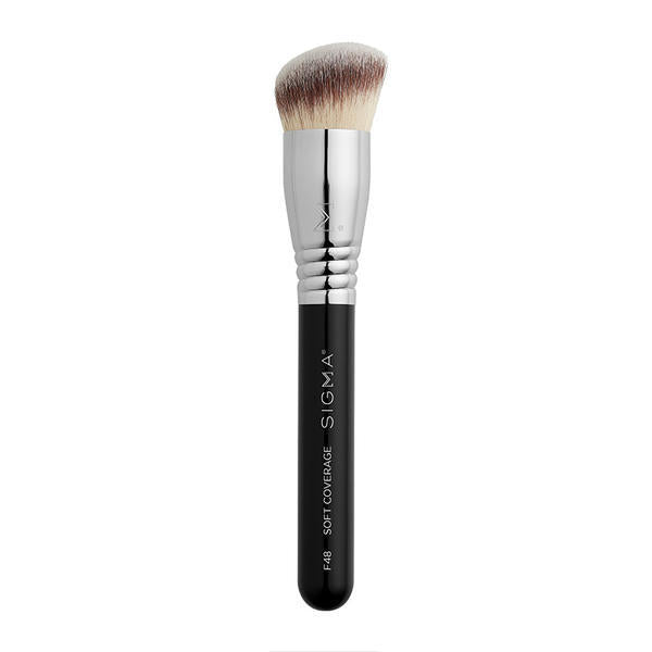 Sigma Beauty Soft Coverage Foundation Brush (British brand)