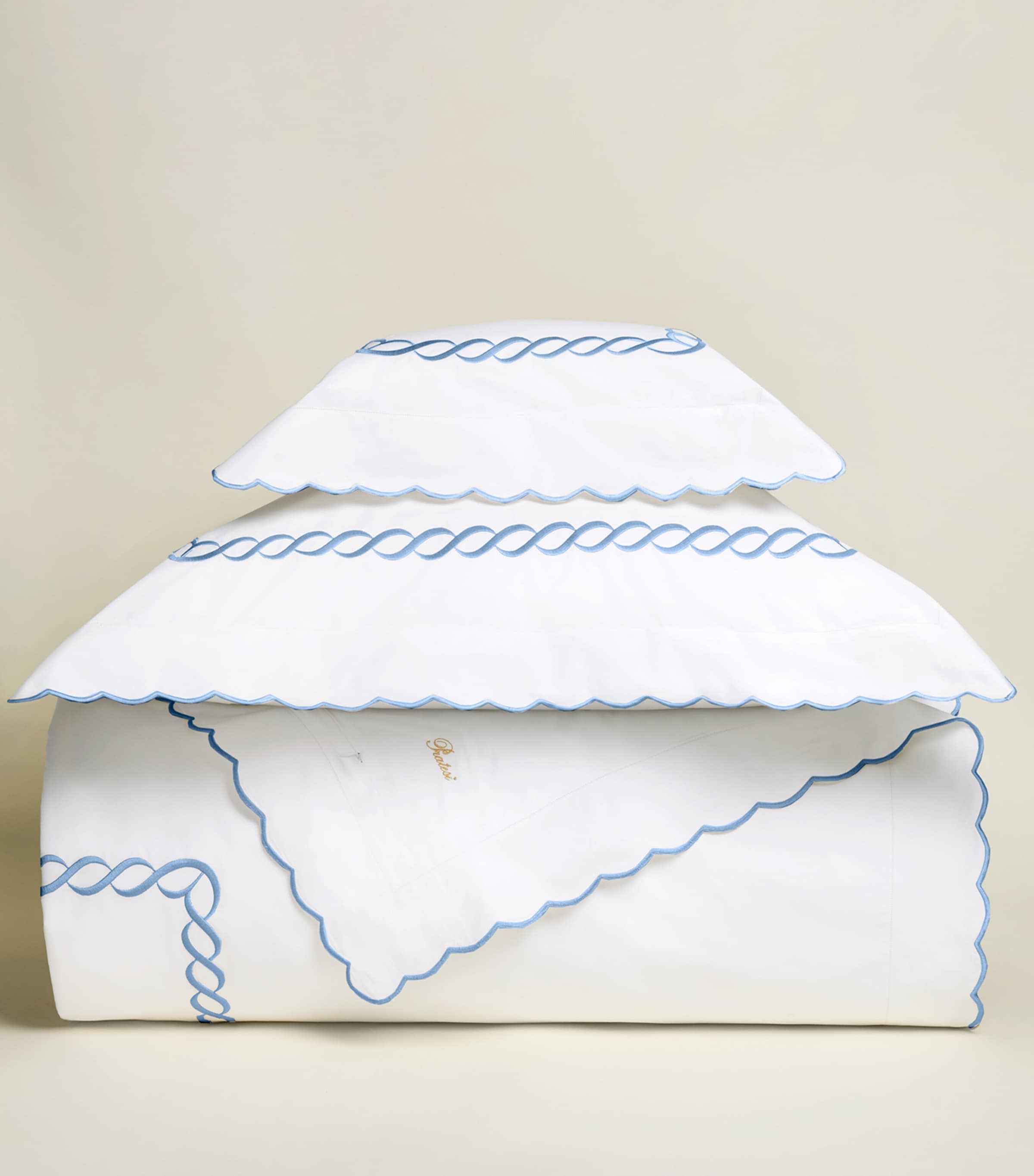 Pratesi Oxford pillowcase with braid motif, 30cm x 40cm, imported from the UK