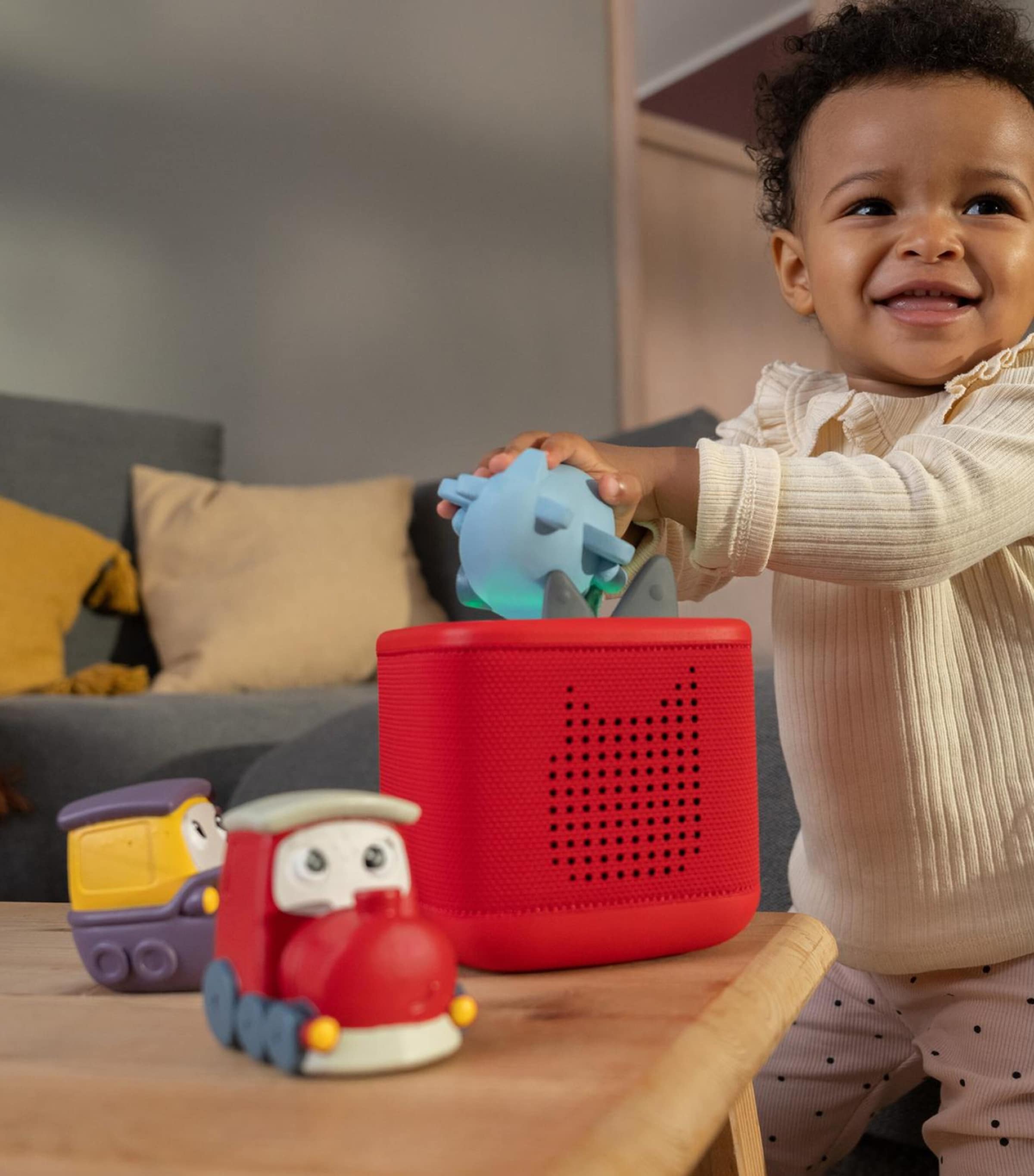 Tonies travel toy set with plane, car, and ship figures for toddlers (British brand)