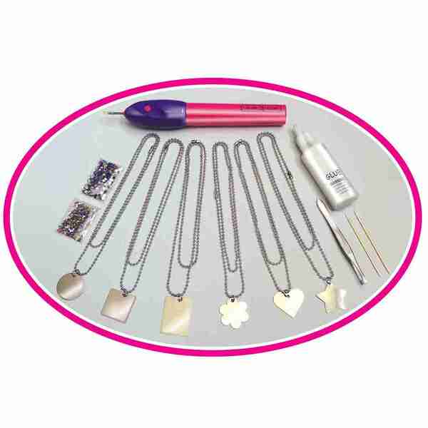 Small World Toys Engrave and Flip metal jewelry kit, UK version