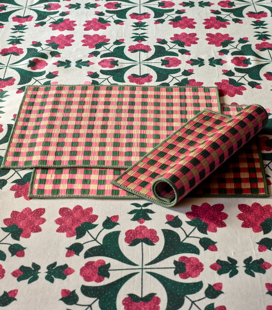 Cabana Magazine wicker Capri placemat 44cm x 35.5cm - British product