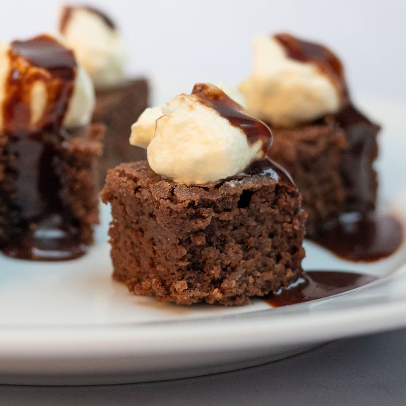 Go Low chocolate brownie baking mix 145g, imported from the UK