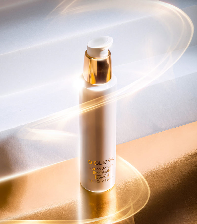 Sisley Sisleÿa essential skin care lotion 150ml (British brand)