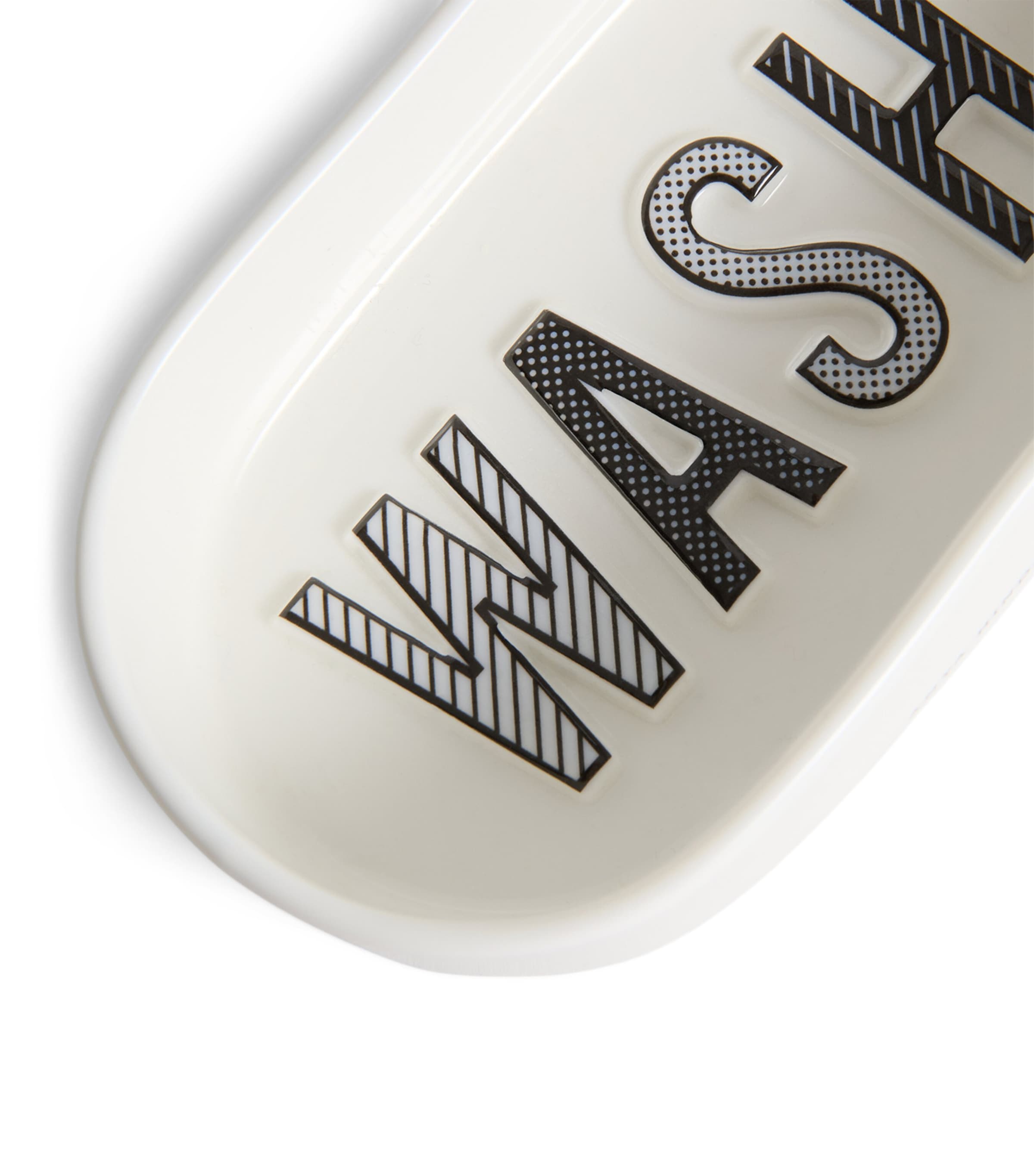 Anya Hindmarch Eyes bathroom set - British product