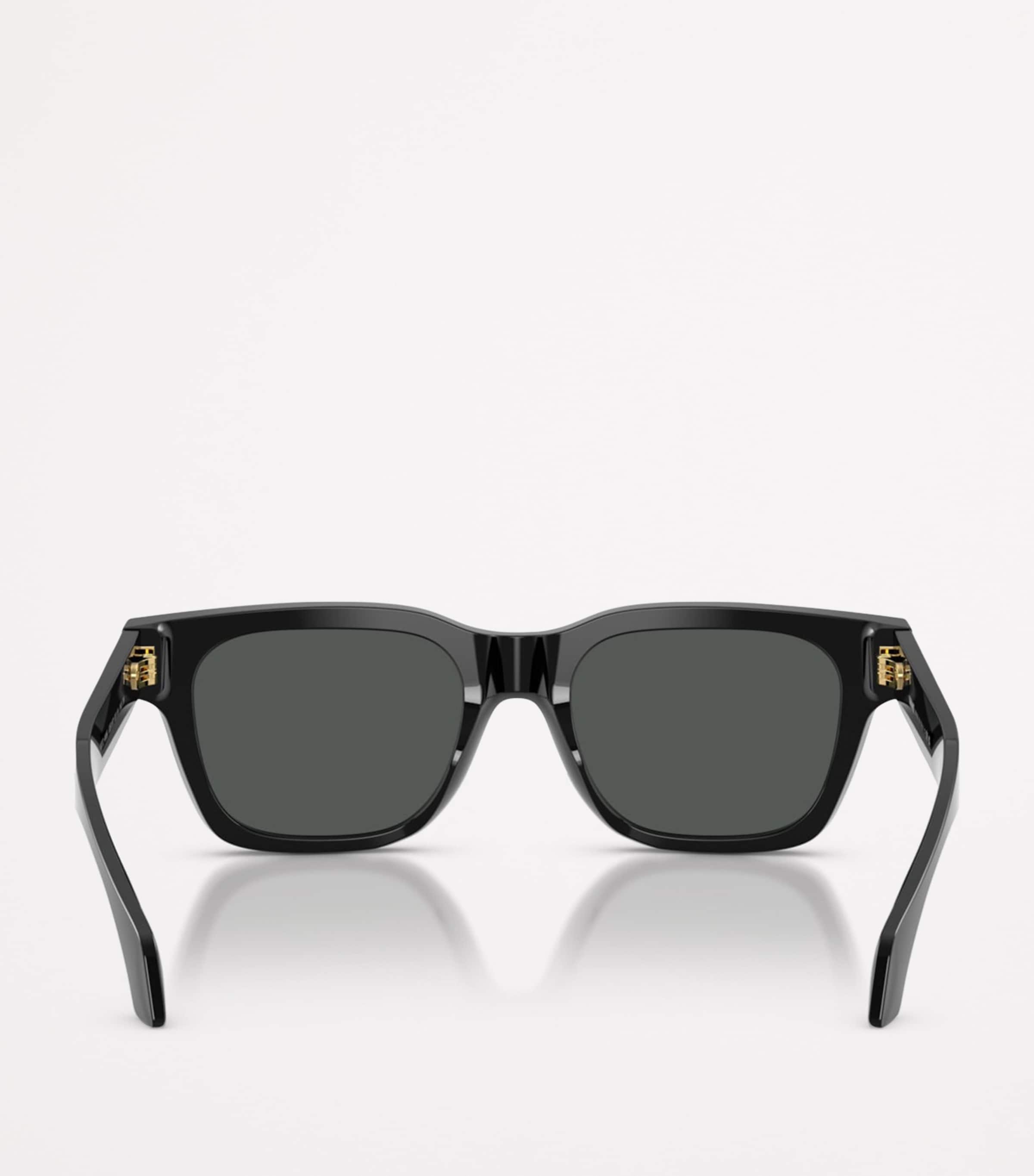 Versace square sunglasses with acetate frames (British brand)