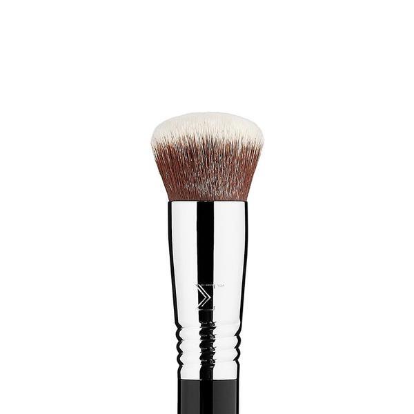 Sigma Beauty F82 Round kabuki brush, UK version