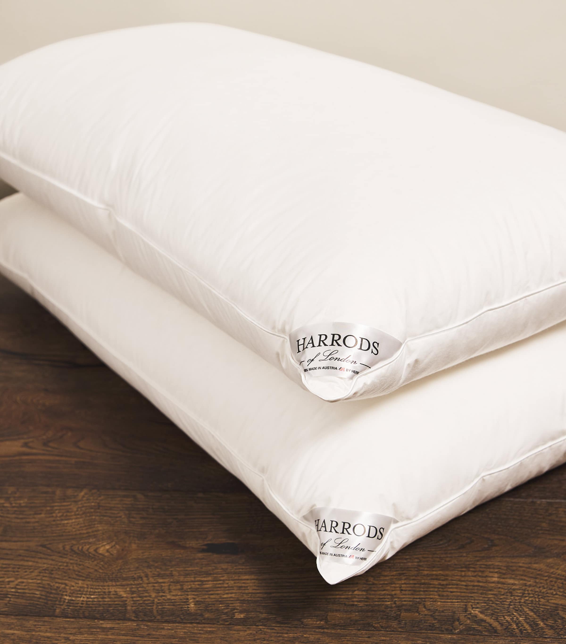 Harrods of London Thermal Balance King Pillow 50cm x 90cm, UK version