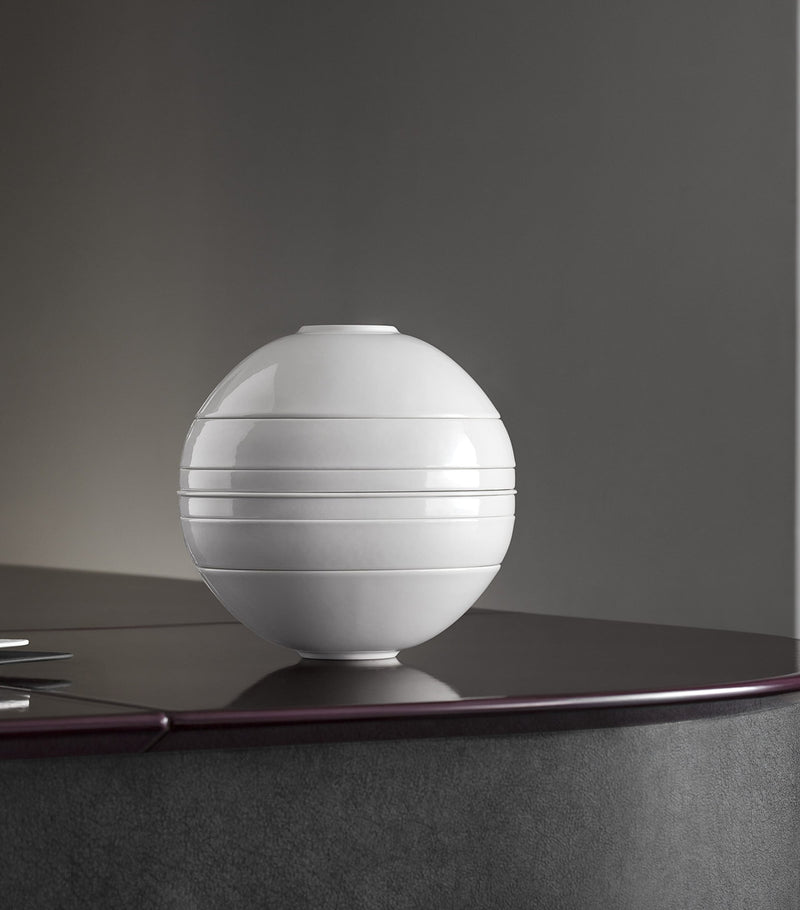 Villeroy & Boch Iconic La Boule porcelain set (British brand)