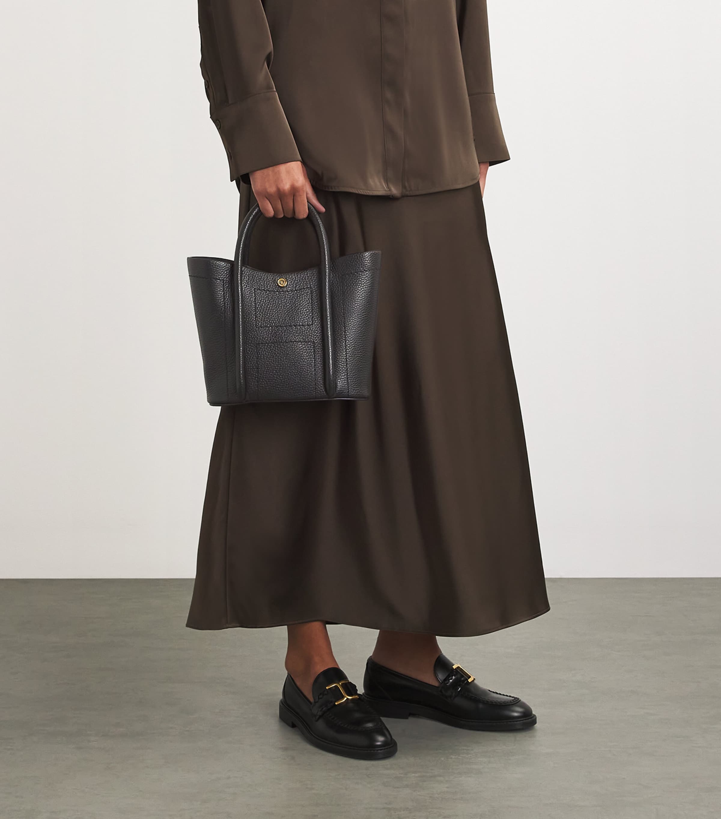 Harrods grab leather rope tote bag - British product