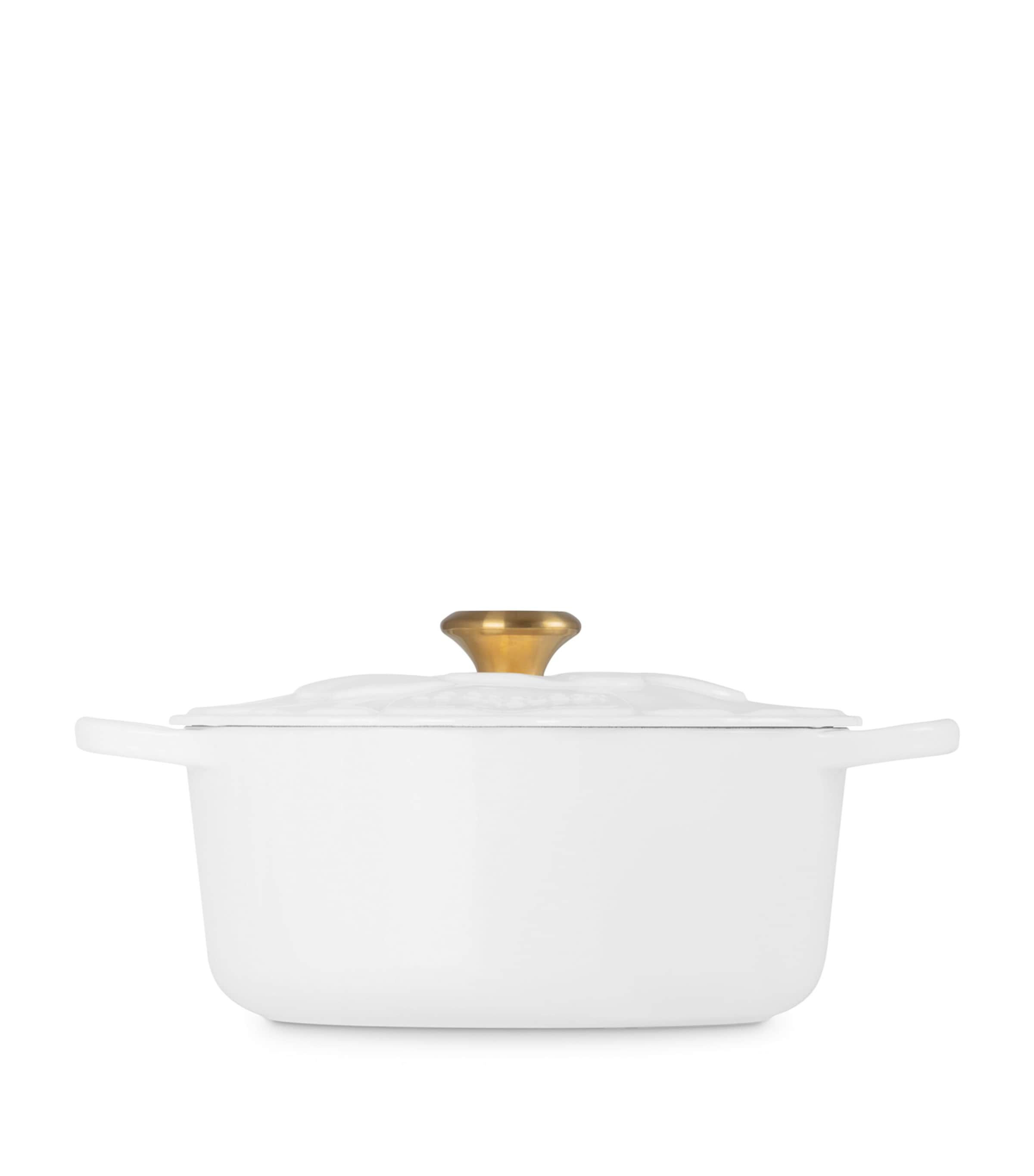 Le Creuset cast iron petal casserole dish 26cm, UK version