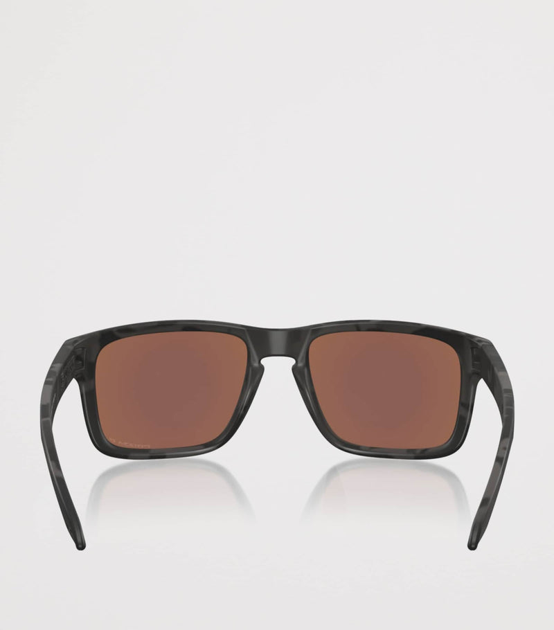 Oakley Holbrook square sunglasses (British brand)
