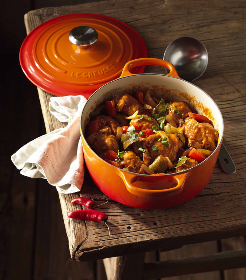 Le Creuset cast iron round casserole dish 24cm, UK version