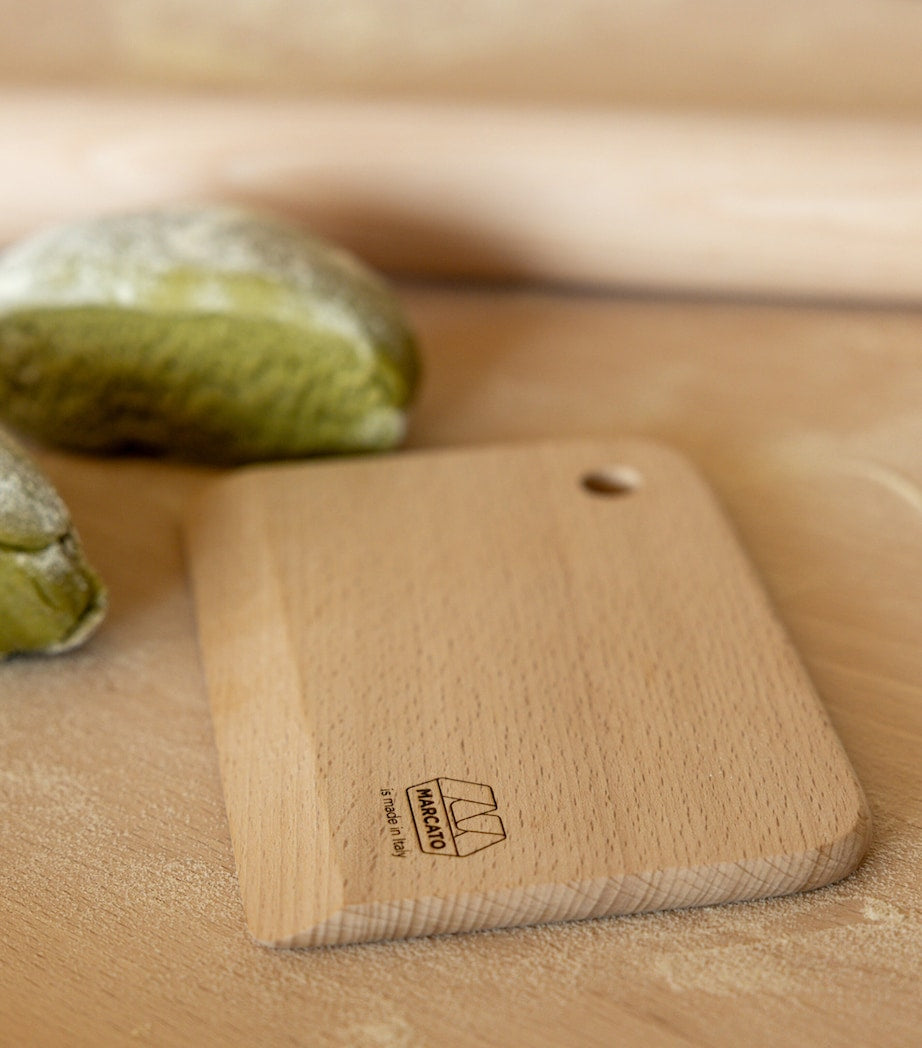 Marcato Classic dough scraper, imported from the UK