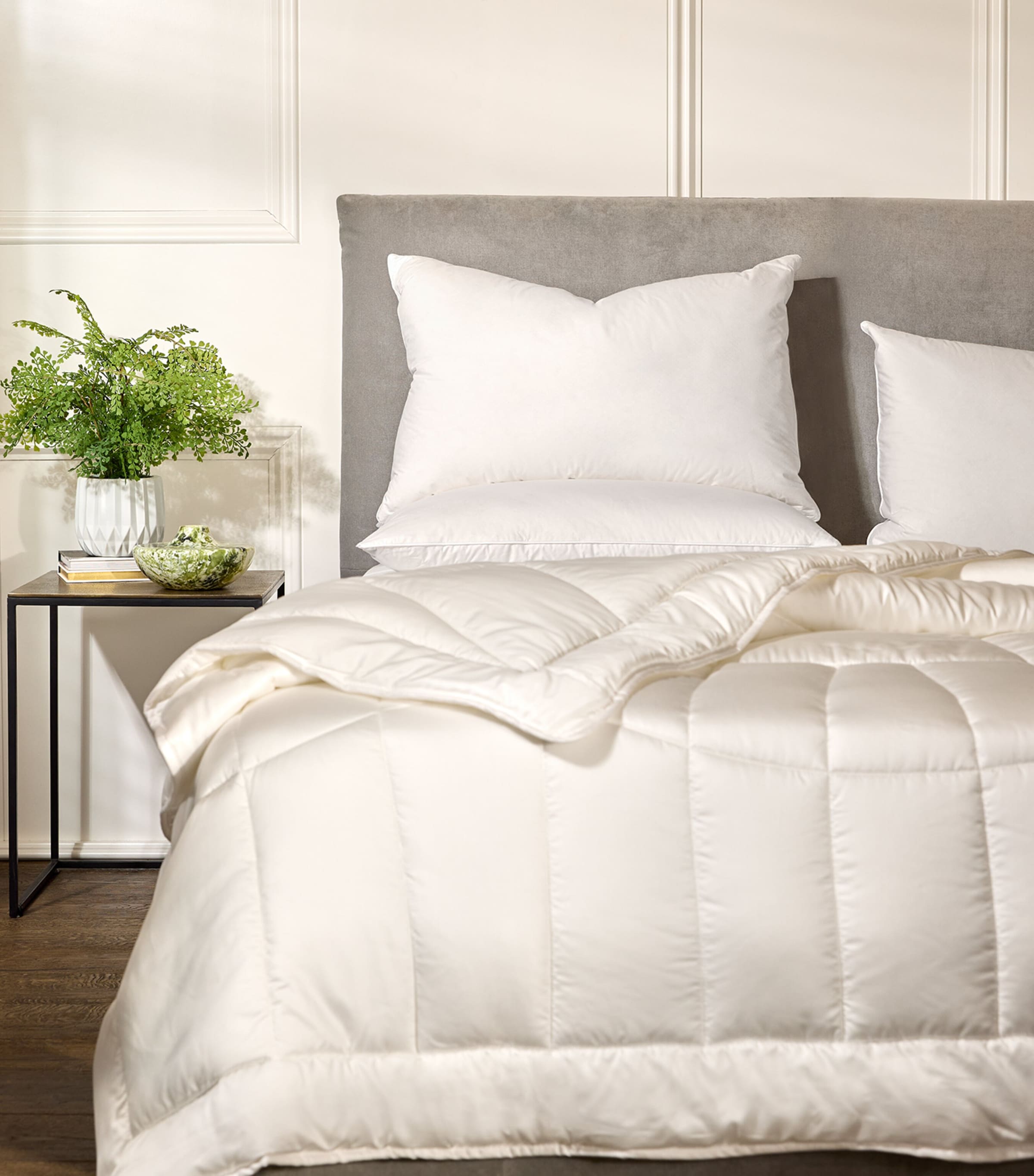 Harrods of London Thermal Balance standard pillow 50cm x 75cm, UK version
