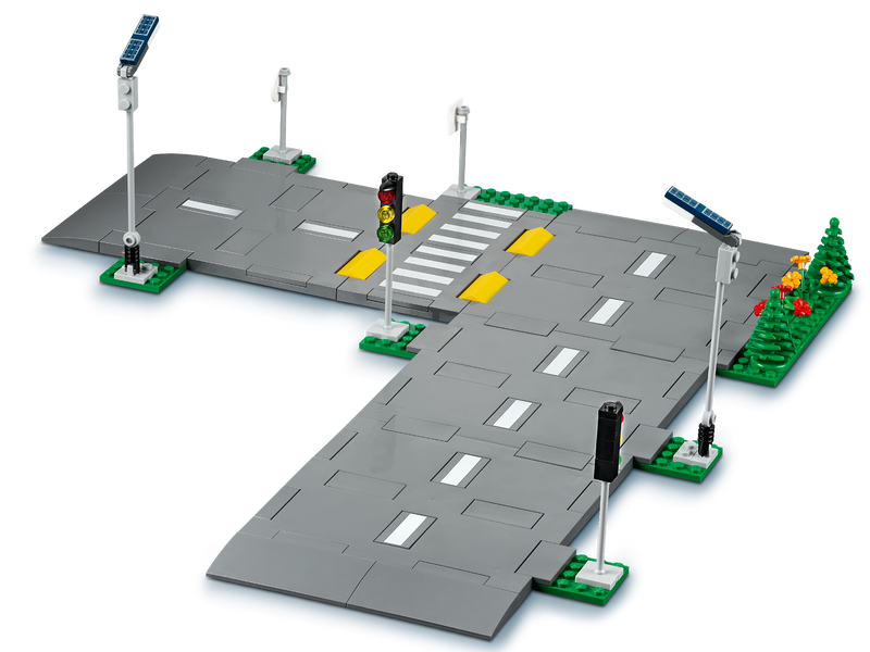 LEGO City Road Plates 112-piece construction set for young builders, UK version