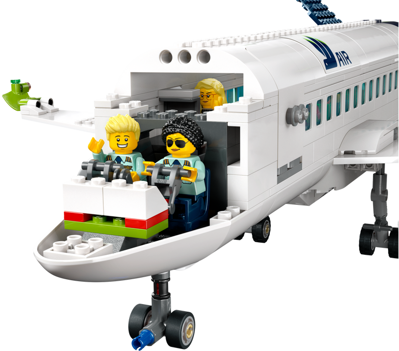Lego Passenger Airplane 913 Pieces building set, imported from the UK