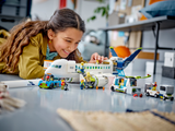 Lego Passenger Airplane 913 Pieces building set, imported from the UK