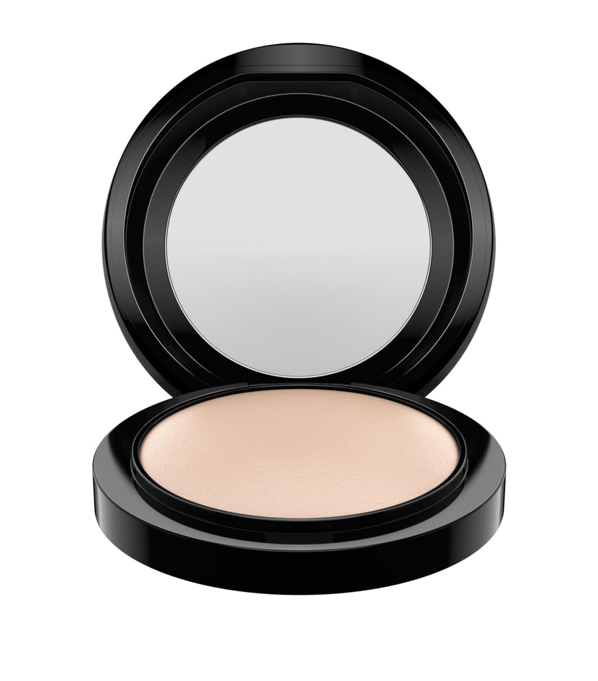 MAC Mineralize Skinfinish Natural compact powder, imported from the UK
