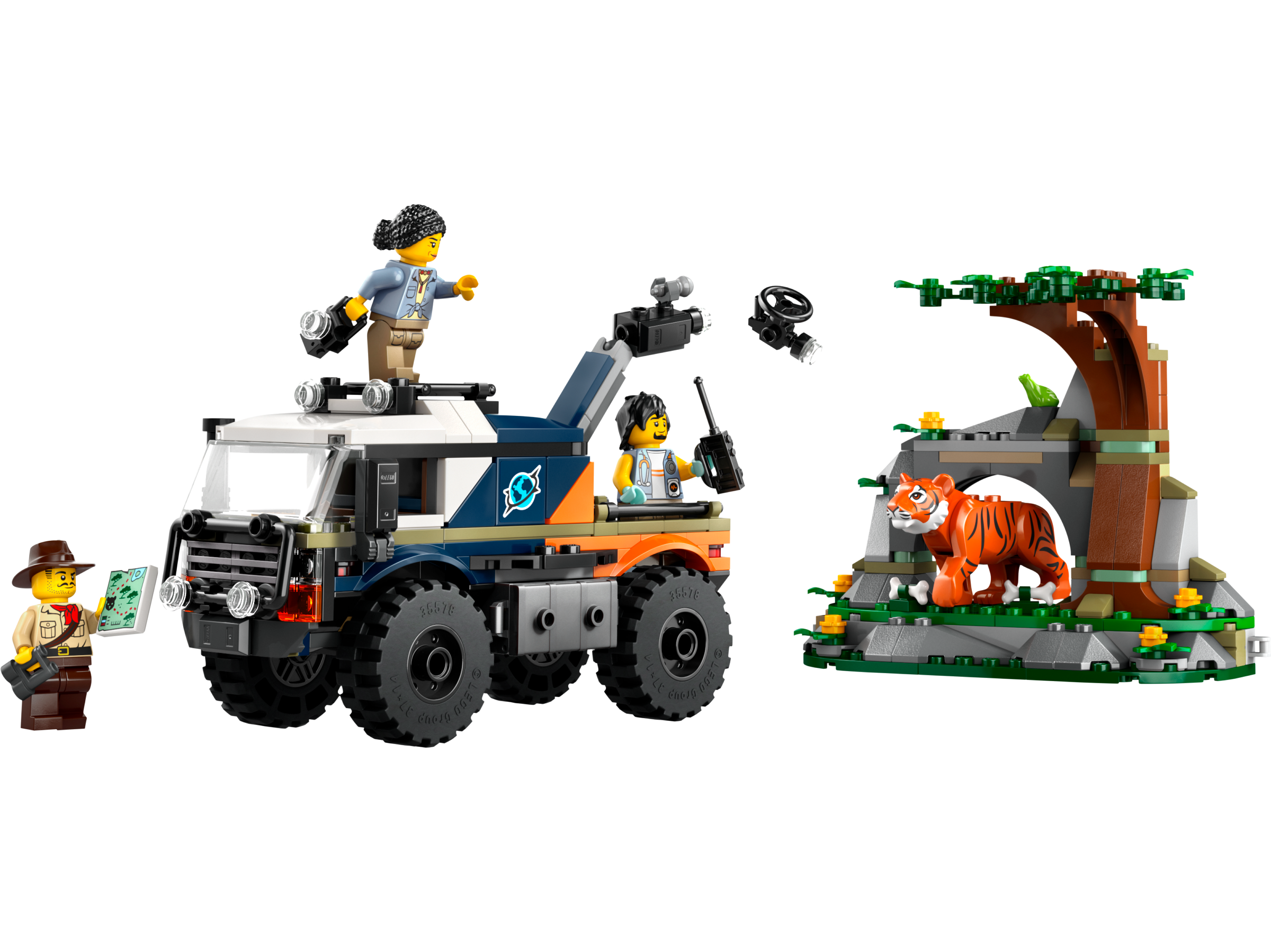 LEGO Jungle Explorer Off-Road Truck set 314 Pieces, imported from the UK