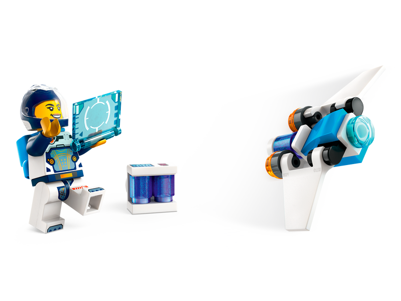 LEGO City Interstellar Spaceship building set 240 pieces, UK version