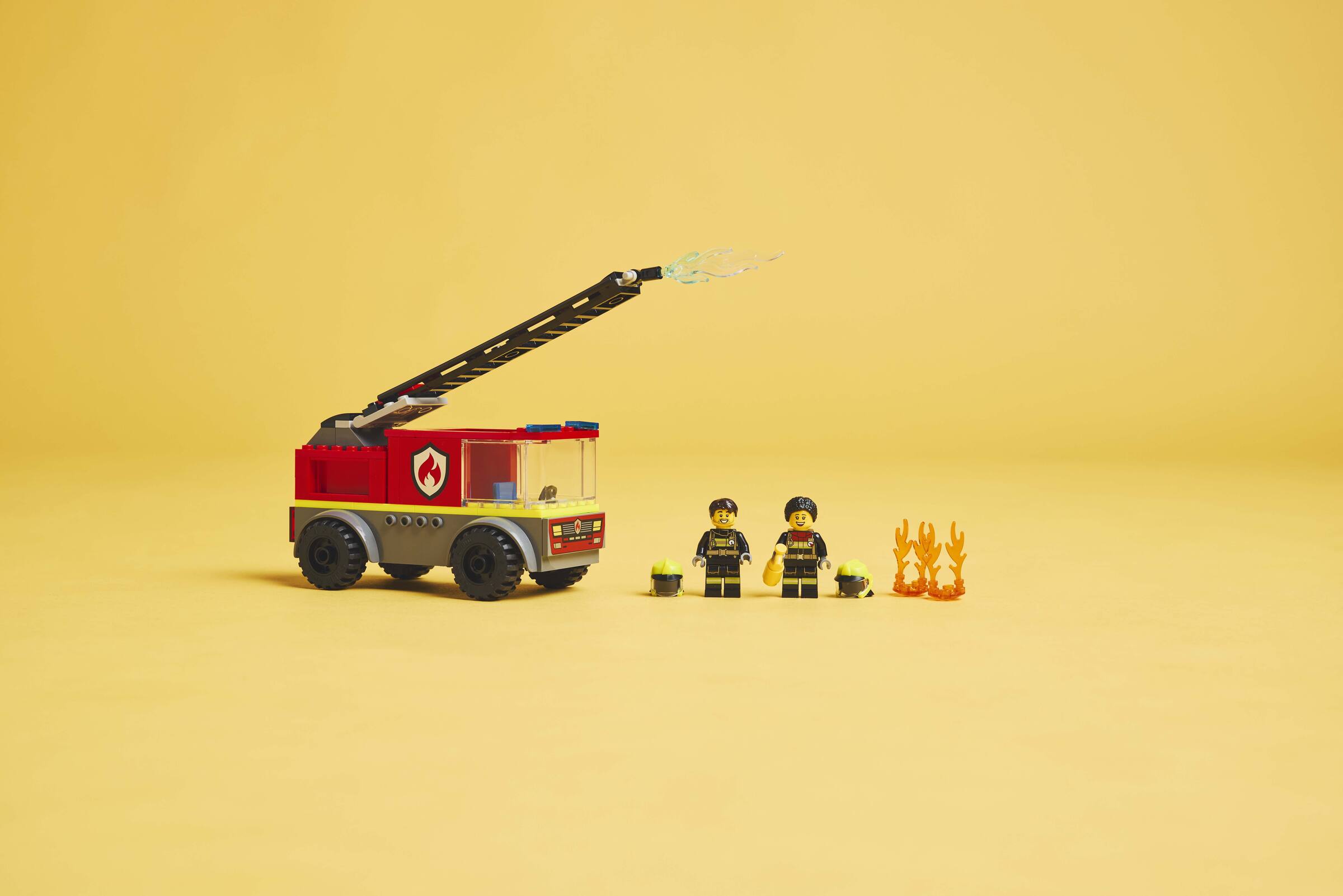 LEGO City Fire Ladder Truck 82 Piece Set - British product