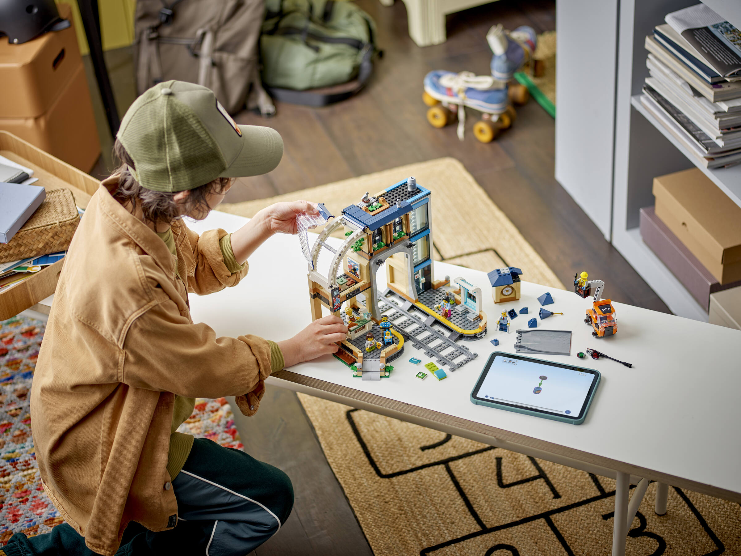 LEGO City Train Station 752 Pieces - British product