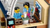 LEGO City Train Station 752 Pieces - British product