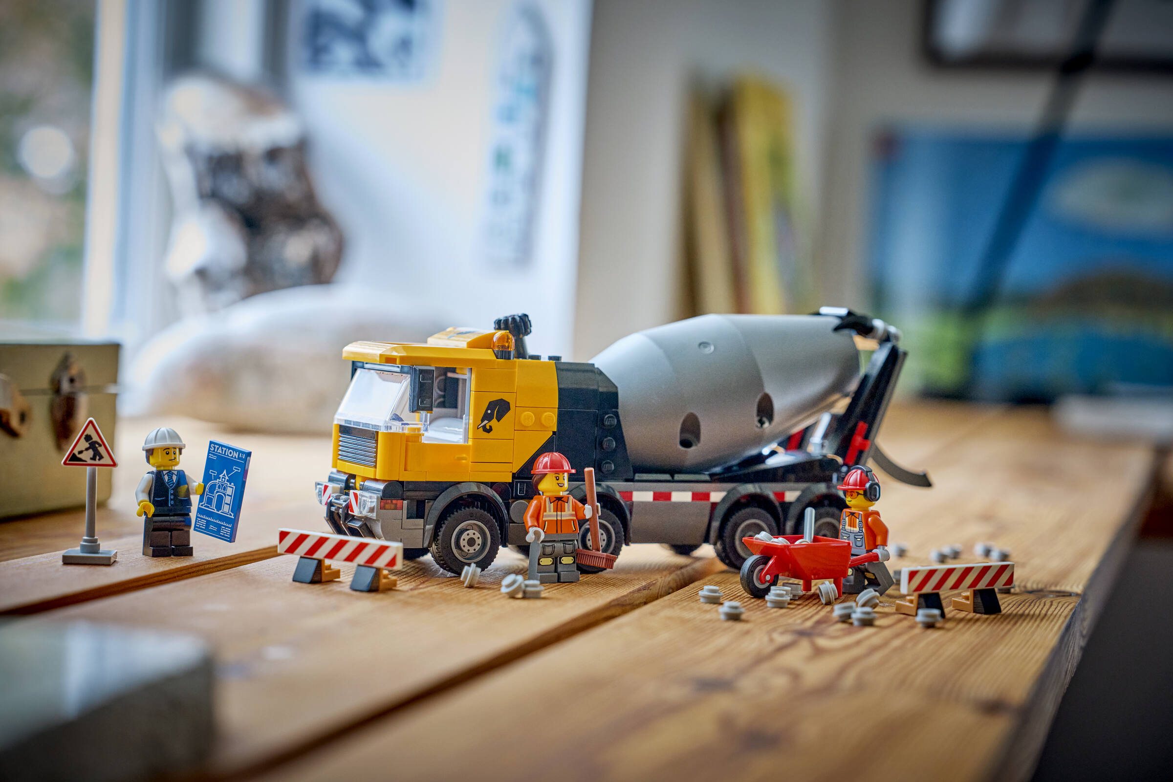 LEGO City Cement Mixer construction toy 371 pieces, imported from the UK