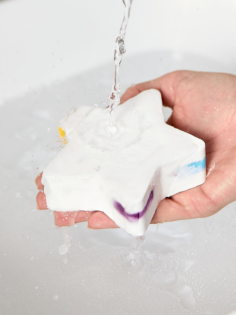Kids rainbow star-shaped bath fizzer, UK version