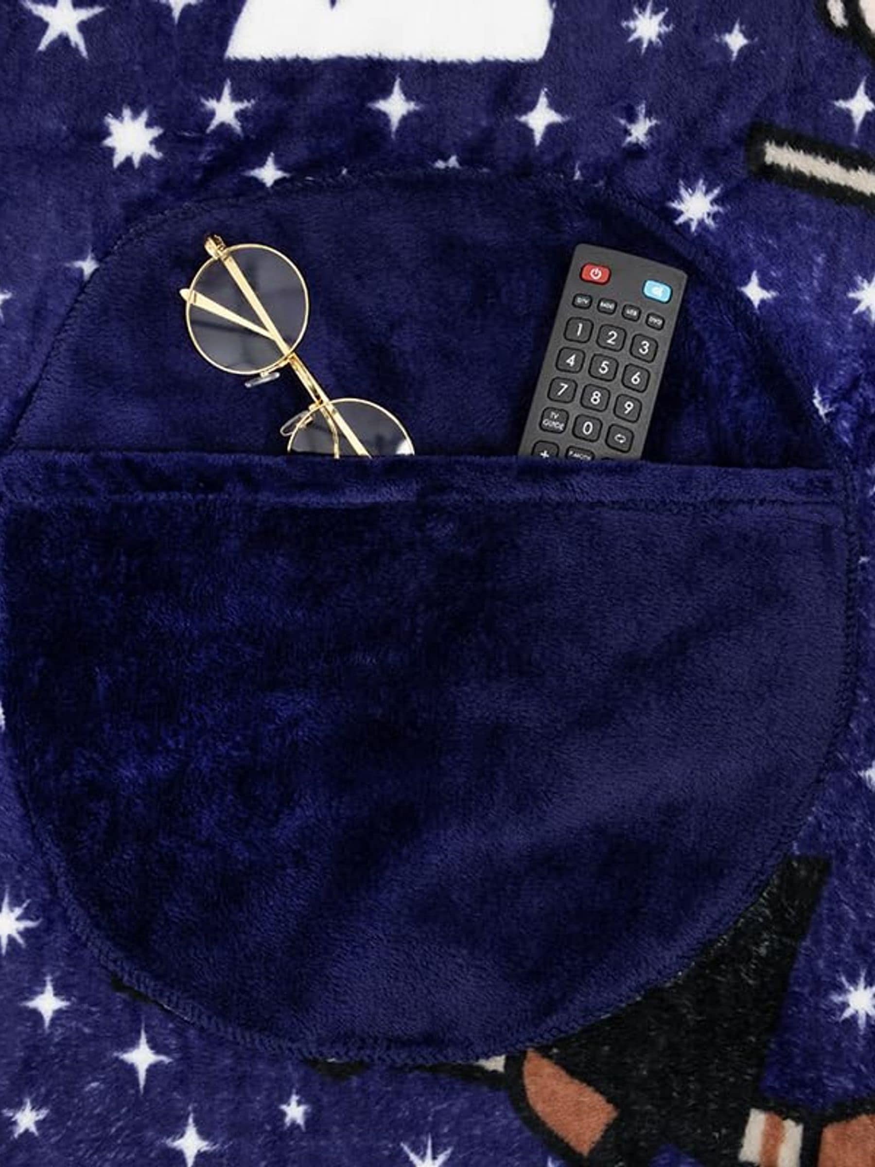 Paladone Harry Potter 2-in-1 cushion blanket, UK version