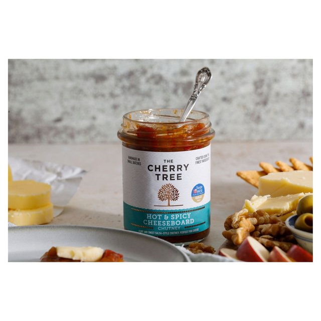 The Cherry Tree Hot & Spicy Cheeseboard Chutney   210g GOODS M&S   