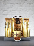 Le Bon Vin The Golden Girls Night In Prosecco Hamper