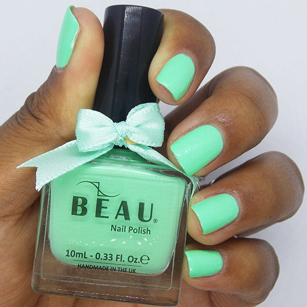BEAU Polish nail polish neon green 10ml, UK version