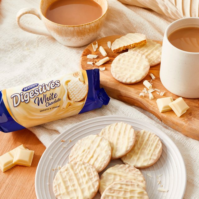 McVitie's White Chocolate Digestive Biscuits   232g GOODS M&S   