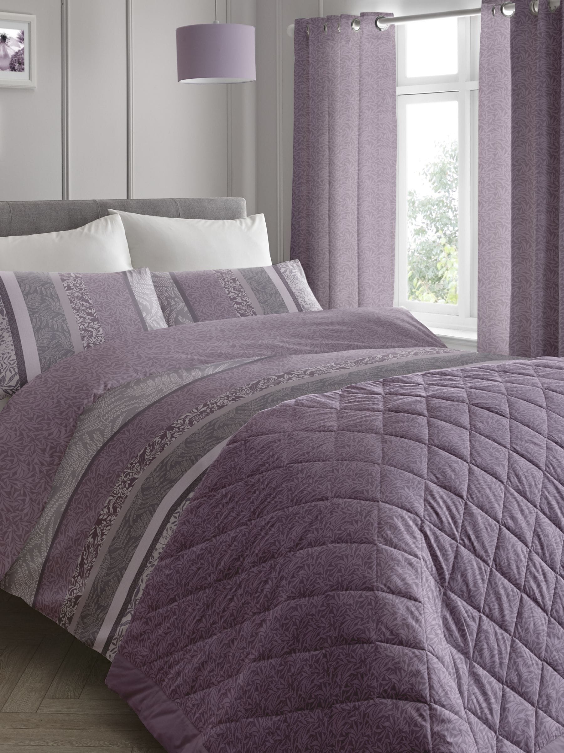 Dreams &amp; Drapes lila Hanworth Tagesdecke (britische Marke)