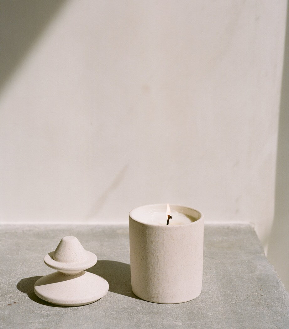 Olfactif Aries Waxed Wood candle 240g, imported from the UK