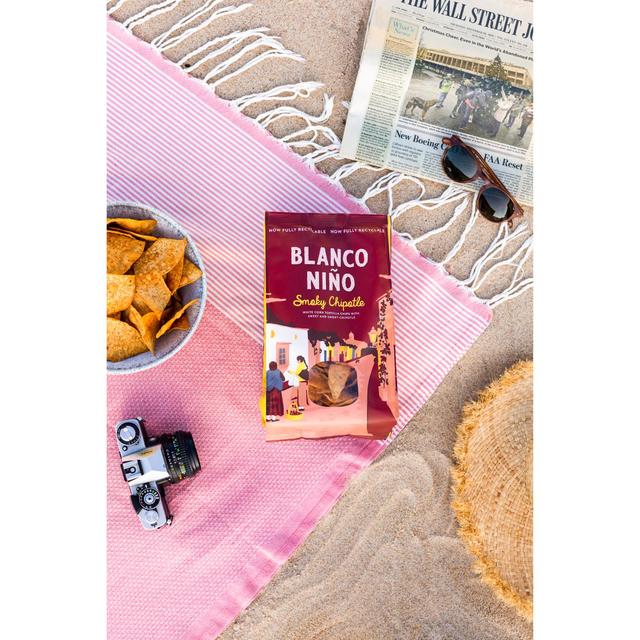 Blanco Nino Smoky Chipotle White Corn Tortilla Chips   170g GOODS M&S   