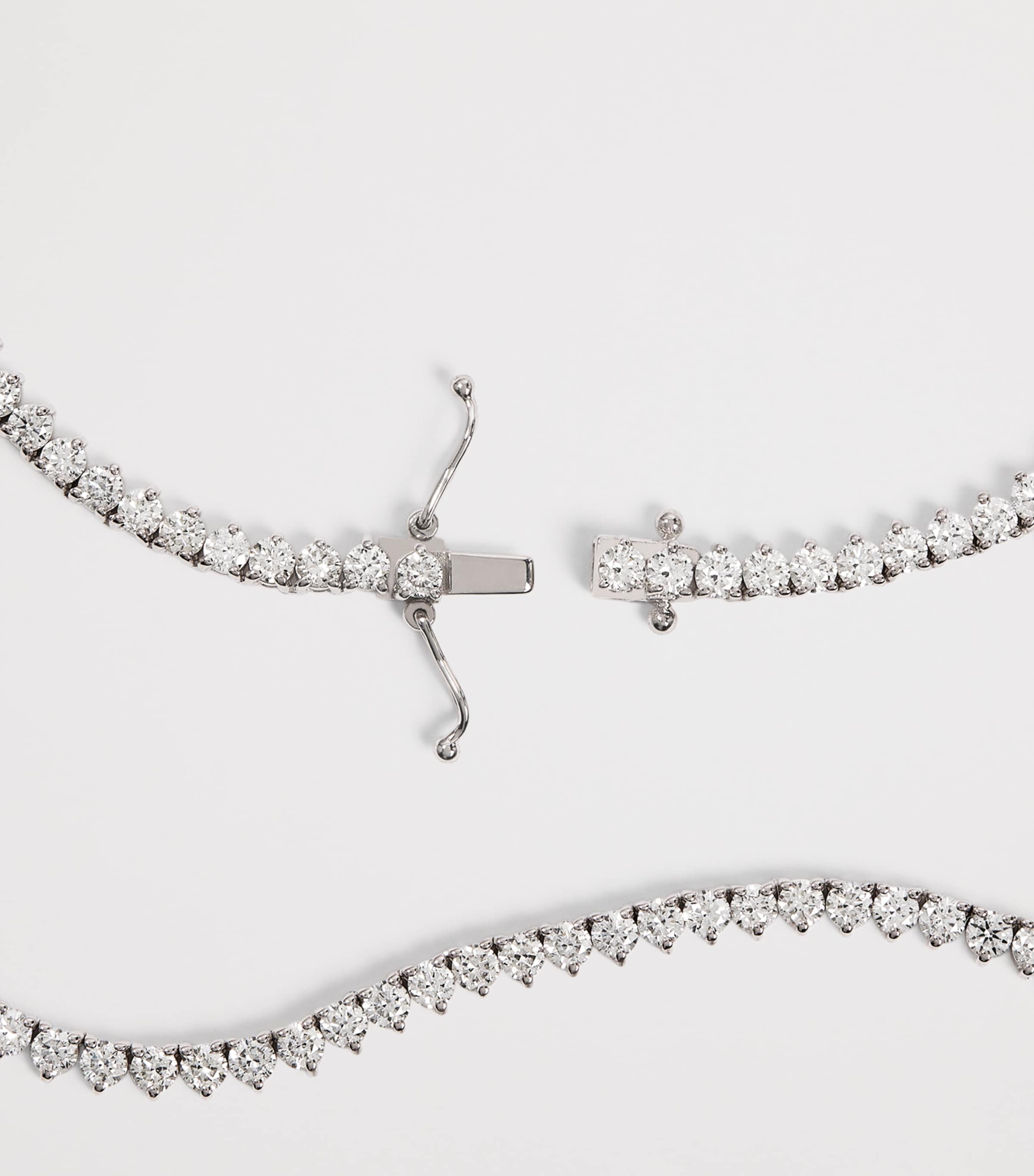 Harrods white gold diamond tennis necklace 9.25ct (British brand)