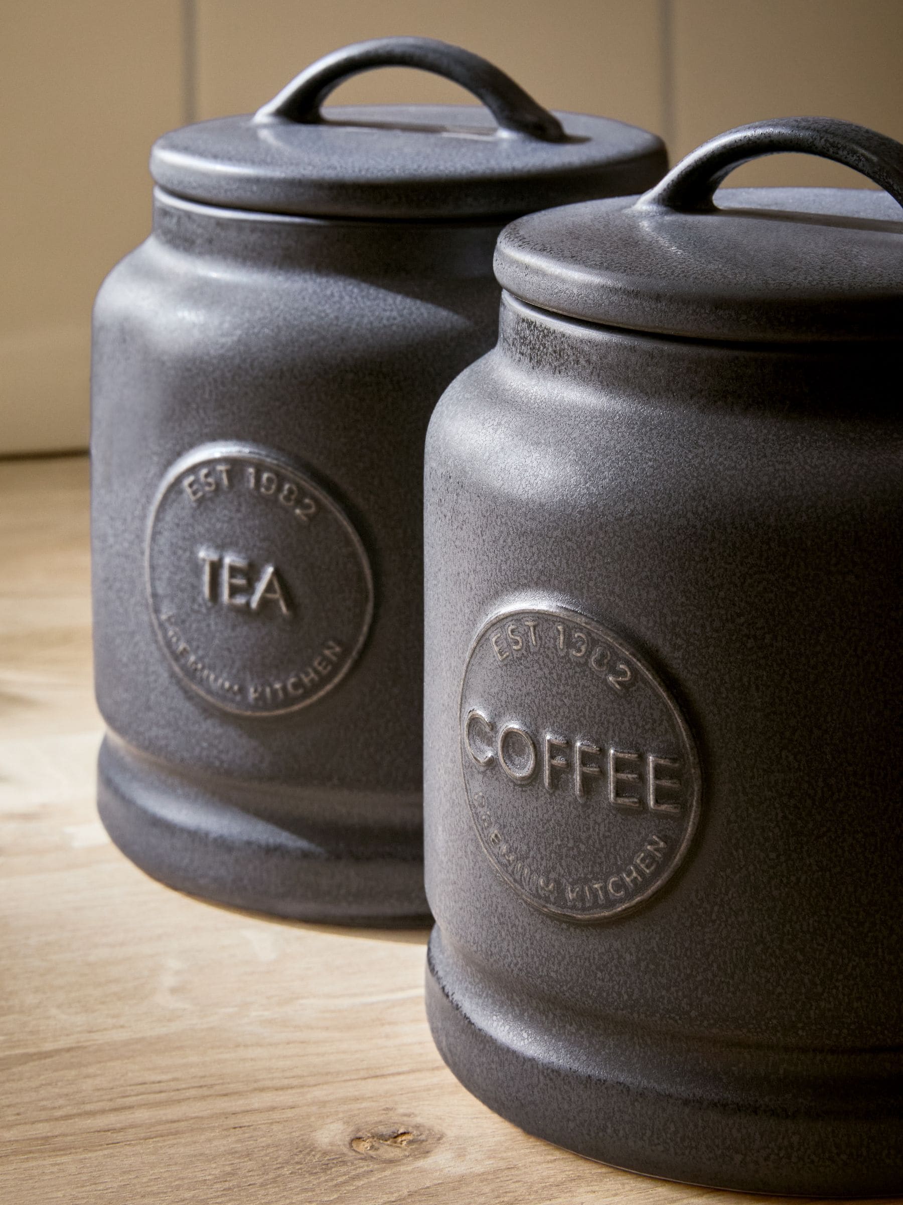 Black Country Badge set of 3 ceramic storage jars - British product