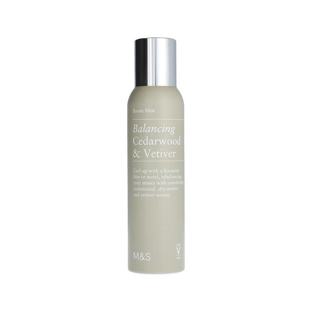 M&S Cedarwood & Vetiver Room Mist   150ml GOODS M&S   