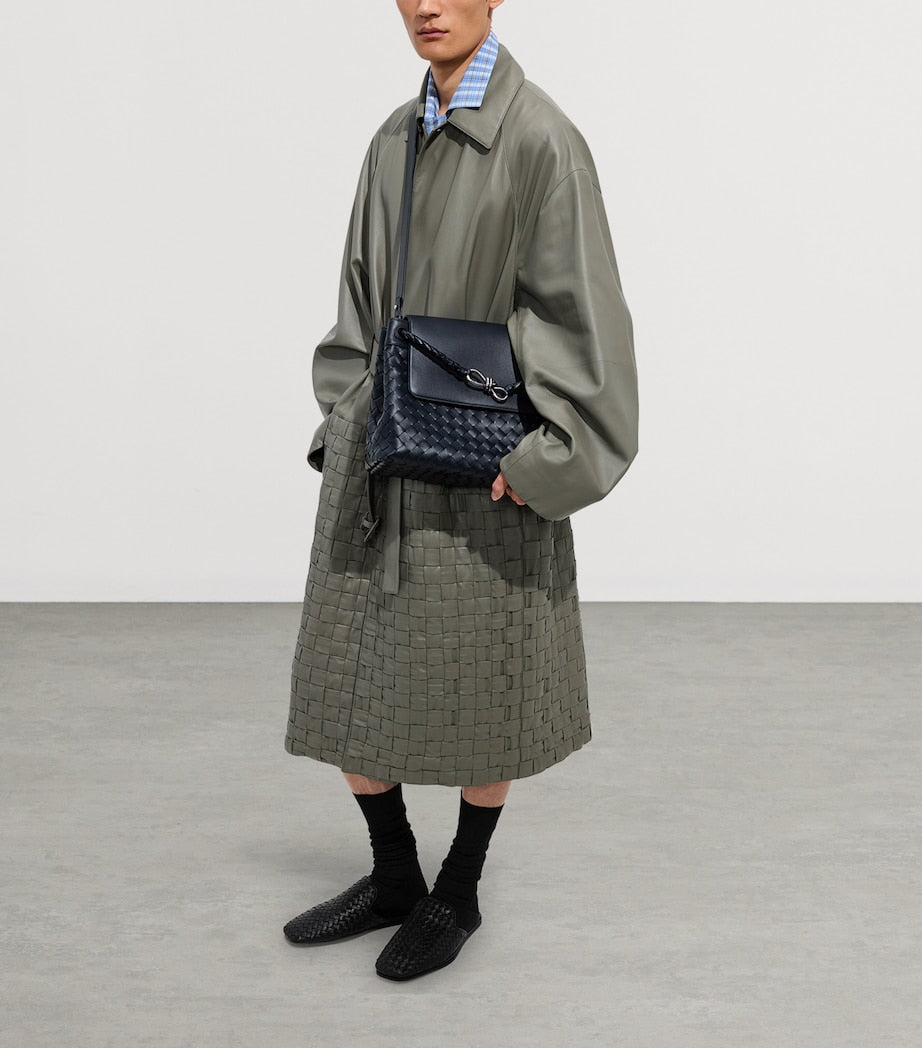 حقيبة رسول Andiamo من Bottega Veneta، الإصدار البريطاني