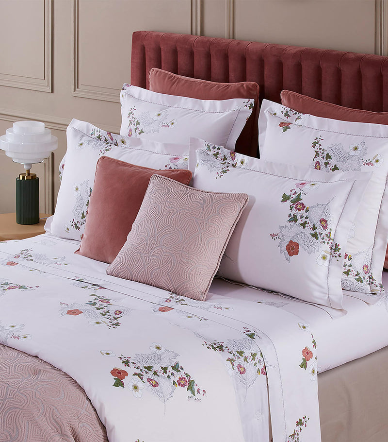 Yves Delorme Corolles Double Fitted Sheet 140cm x 200cm (British brand)