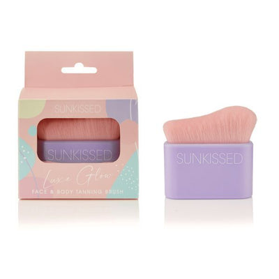 Superdrug Sunkissed Luxe Glow Face and Body Tanning Brush- Buy online at McGrocer