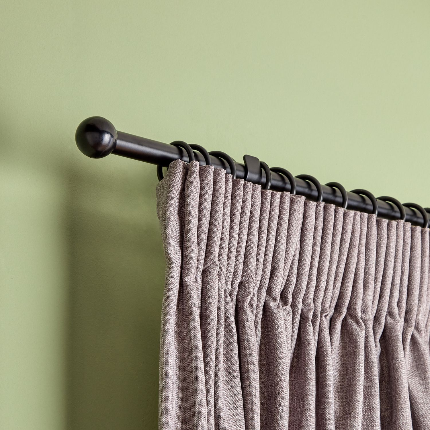 Argos Home black extendable curtain pole 110-200cm, UK version