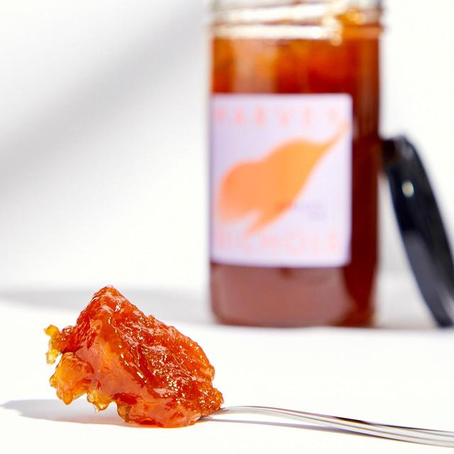 Harvey Nichols Apricot Jam   325g GOODS M&S   